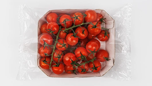 Томаты черри красные на ветке, 500 г