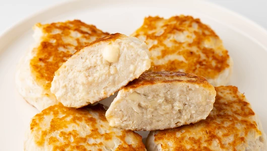 Биточки из цыпленка с сыром, зам.