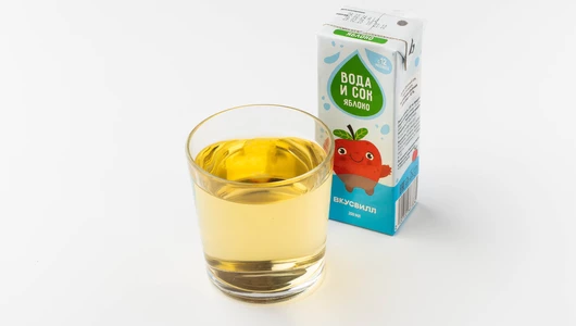 Напиток сокосодержащий "Вода и сок" яблоко, 200 мл Напиток сокосодержащий "Вода и сок" яблоко, 200 мл