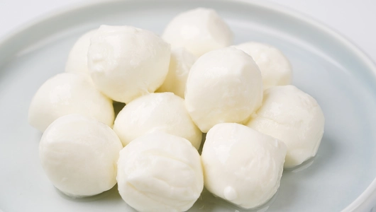 Сыр мягкий "Моцарелла" мини