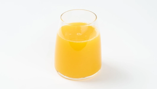 Апельсиновый свежевыжатый сок, 0,5 л Апельсиновый свежевыжатый сок, 0,5 л