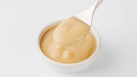 Пюре из яблок с клубникой и творогом, 90 г