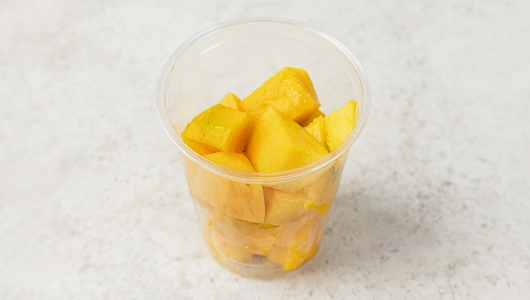Манго кубики, Фрешбар