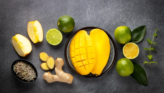 Напиток "Манго-каламанси " на яблочном соке газ., 330 мл