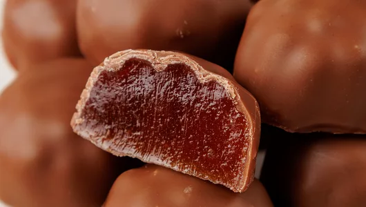 Мармелад "Банан-Клубника" в молочном шоколаде Мармелад "Банан-Клубника" в молочном шоколаде