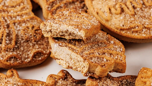 Печенье с&nbsp;яблоком и&nbsp;корицей