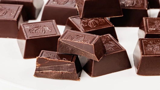 Шоколад горький с имбирем