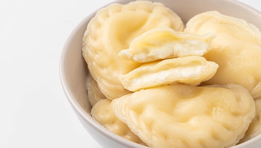 Вареники с картофелем и сыром Сулугуни, 800 г Вареники с картофелем и сыром Сулугуни, 800 г