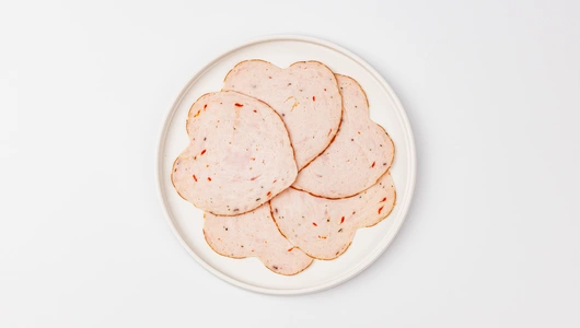 Ветчина "Сердечко" из&nbsp;курицы с&nbsp;паприкой и&nbsp;травами