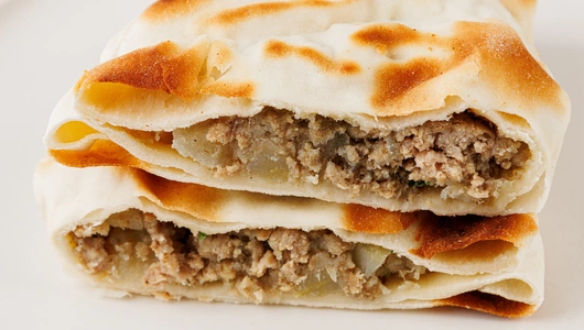 Кыстыбый с картофелем и мясом