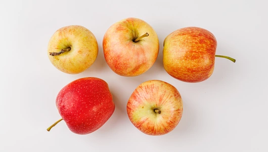 Яблоко Гала