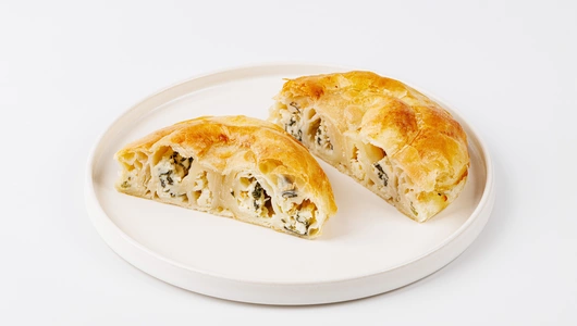 Улитка греческая с сыром и шпинатом. Пекарня