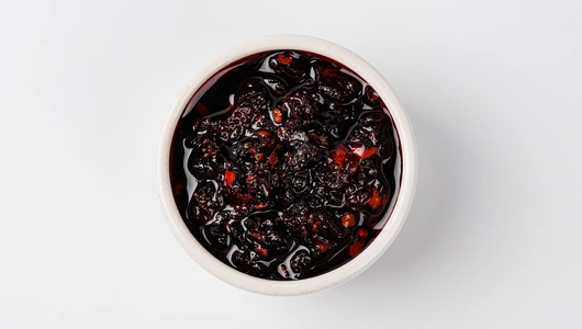 Соус Lao Gan Ma на основе растительных масел из черных соевых бобов стекло 280 г