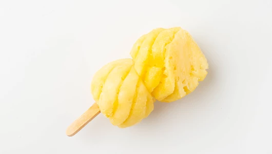 Ананас мини на палочке, зам. Ананас мини на палочке, зам.