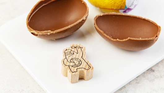 Яйцо шоколадное с игрушкой "Фудик"