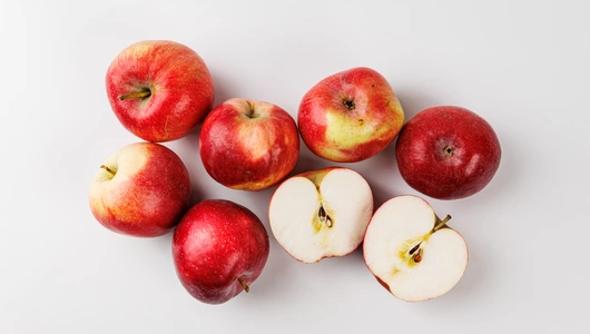 Яблоко Мичуринское