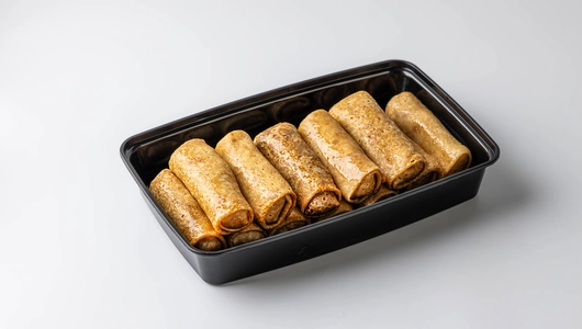 Большая порция блинчики с вареной сгущенкой