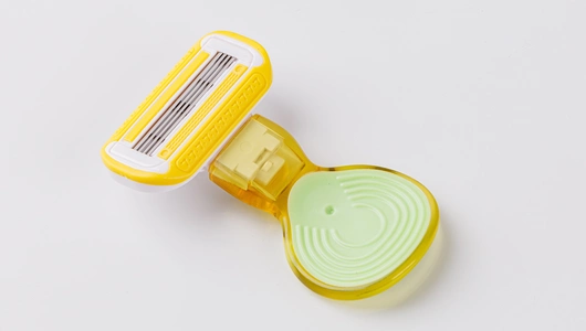 Бритва женская дорожная (1 бритва + 1 сменная кассета) TopBeauty Paris Mini