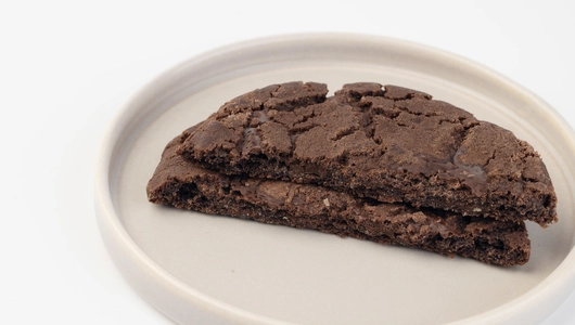 Шоколадное печенье с чили и апельсином, кафе