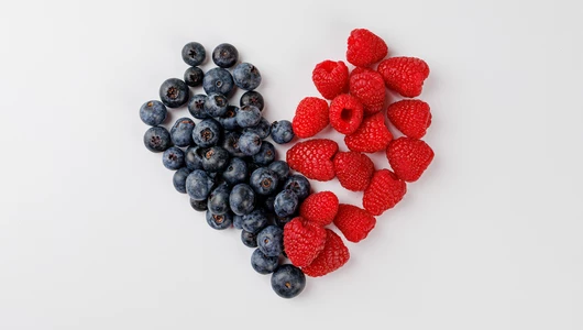 Ассорти ягодное (голубика, малина) "Сердце", 200 г