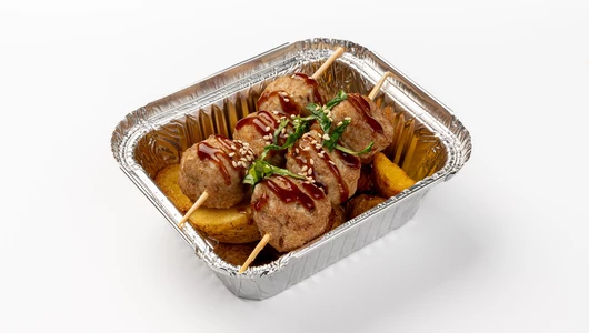 Фрикадельки цукунэ с картофелем Фрикадельки цукунэ с картофелем