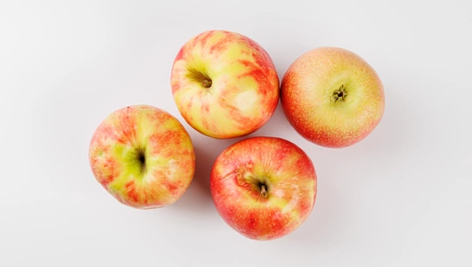 Яблоко Криппс пинк