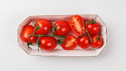 Томаты мини сливовидные на&nbsp;ветке, 250 г