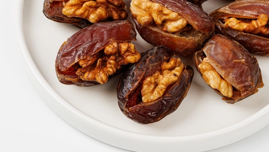 Финик "Меджул" с грецким орехом