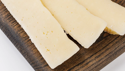 Сыр "Молога" Сыр "Молога"