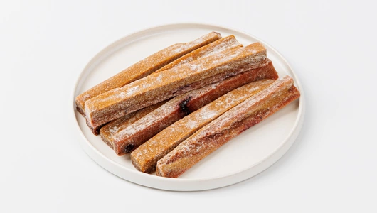 Палочки из печеных яблок с черной смородиной постные