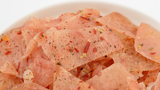 Снеки из мяса птицы с вялеными томатами