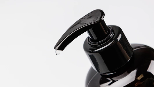 Гель для душа и волос мужской "Дерево и пряный цитрус"