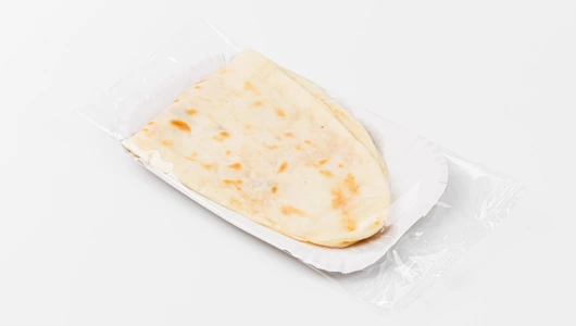 Лепешка "Ёка" с сыром, томатами и базиликом