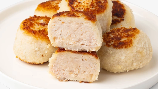 Котлеты из индейки и цыпленка с сыром чеддер