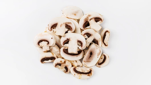 Грибы Шампиньоны нарезанные свежие, 300 г