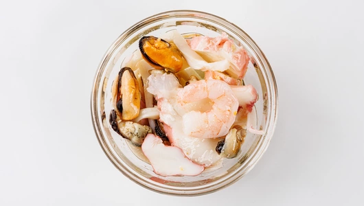 Коктейль из морепродуктов в масле, 180 г Коктейль из морепродуктов в масле, 180 г