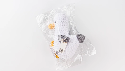 Игрушка вязаная "Чайка"