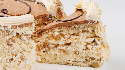 Торт "Киевский" с грецким орехом