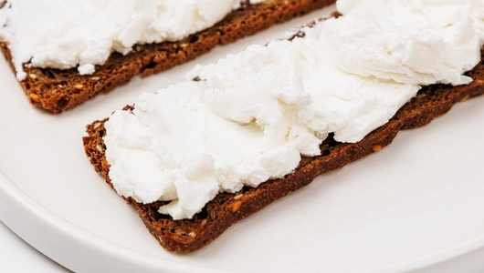 Сыр творожный "Козий", 140 г