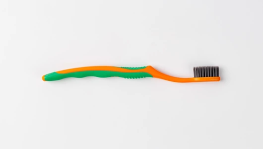 Щетка зубная (средняя)