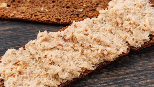 Риет из курицы с инжиром