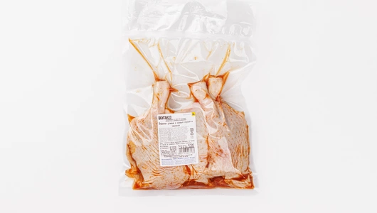 Окорочок утиный с соевым соусом и чесноком