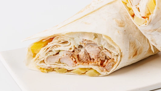 Шаурма с курицей и печеным картофелем