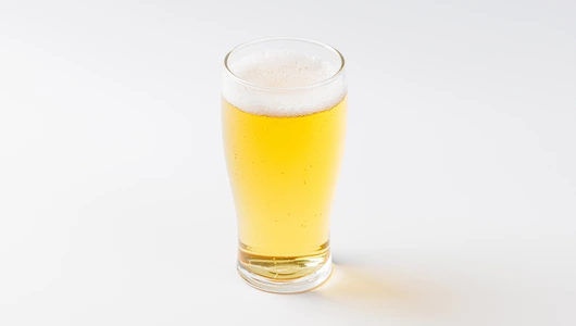 Пиво "Трое в лодке" светлое фильтр., 500 мл Пиво "Трое в лодке" светлое фильтр., 500 мл