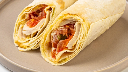 Сэндвич ролл "Цезарь", 160 грамм