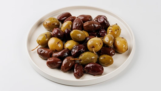 Ассорти оливок с косточкой в оливковом масле (без уксуса), 200 г Ассорти оливок с косточкой в оливковом масле (без уксуса), 200 г