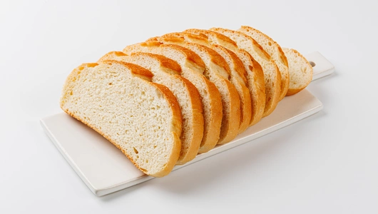 Батон пшеничный в нарезке, половинка