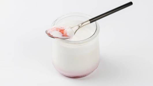 Йогурт сливочный "Клубничный чизкейк" 8,7%