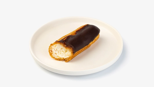 Эклер с начинкой крем чиз, кафе