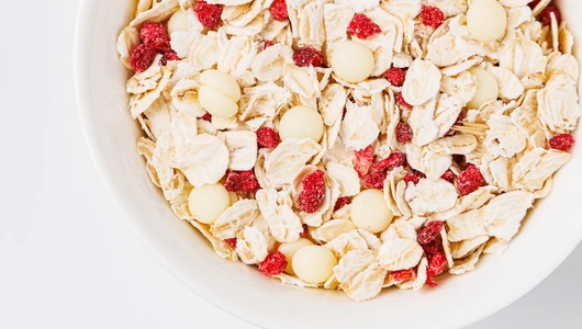 Хлопья из голозерного овса без глютена "Малина с белым шоколадом" Хлопья из голозерного овса без глютена "Малина с белым шоколадом"